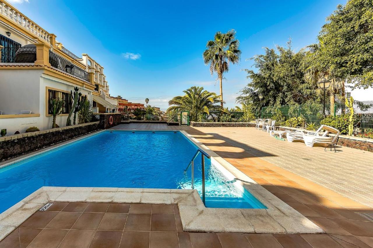 B16 Windsor Park, Exclusive Sea View, Heated Pool Lejlighed Costa Adeje  Eksteriør billede